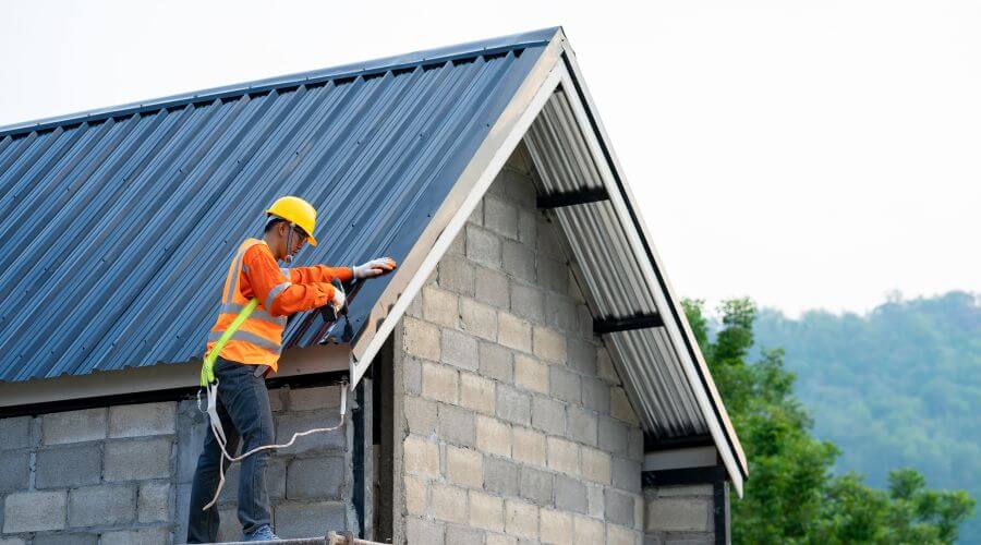 Expert top industrial roofings services in Leipsic, OH